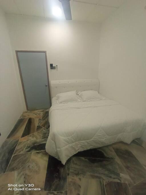 Imani Homestay Beach Gateway Bagan Lalang Kampong Bagan Lalang Exterior photo